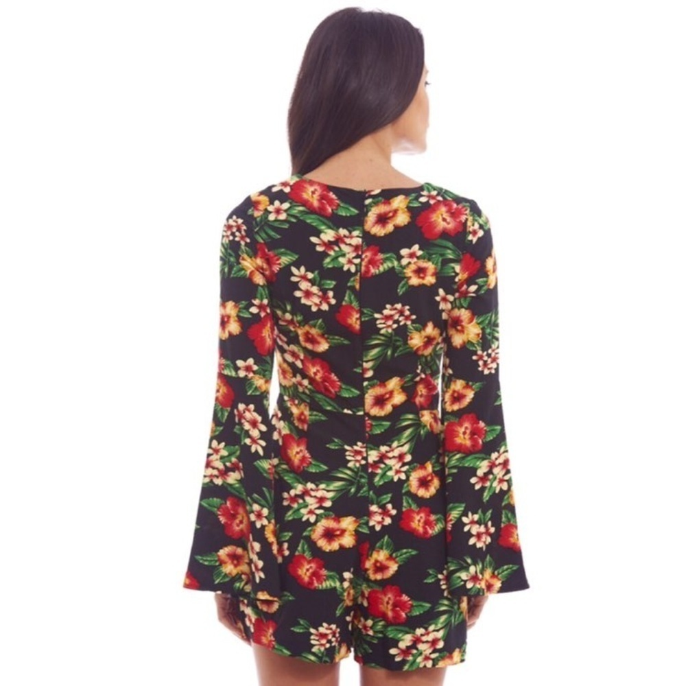 AX Paris Donna Floral Romper - Picture 3 of 8